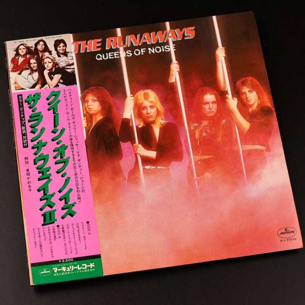 The Runaways - Queens Of Noise (Винил, Япония, 1977, Разворотный конверт, Оби)